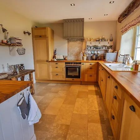 B&B Le Manoir De Beauregard *