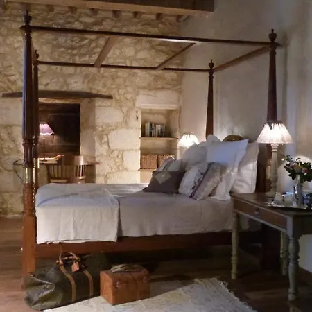 Le Manoir De Beauregard B&B