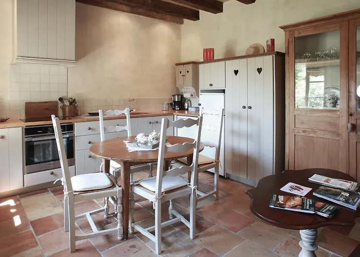 Alojamento de Acomodação e Pequeno-almoço Le Manoir De Beauregard Clermont-de-Beauregard