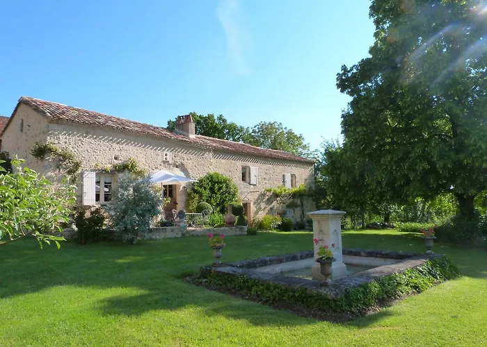 Alojamento de Acomodação e Pequeno-almoço Le Manoir De Beauregard *